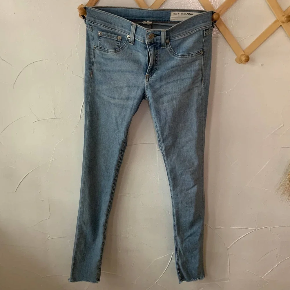Rag & Bone Raw Hem Frayed Cuff Skinny Jeans in Blue Cln Birdie Skinny Jeans - Picture 3 of 6